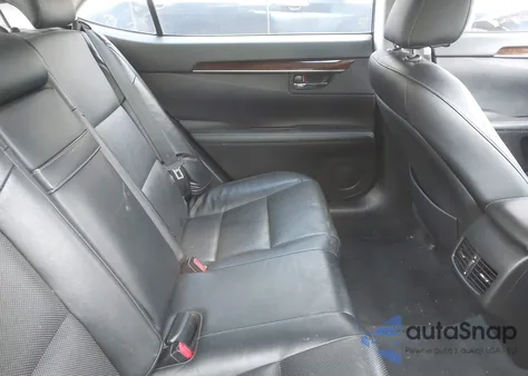 2013 Lexus Es 350 z USA, uszkodzony, nr VIN JTHBK1GG1D2047185